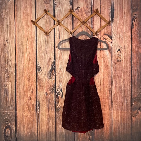 Express Glitter Cut Out Sleeveless Mini Dress - Picture 4 of 12